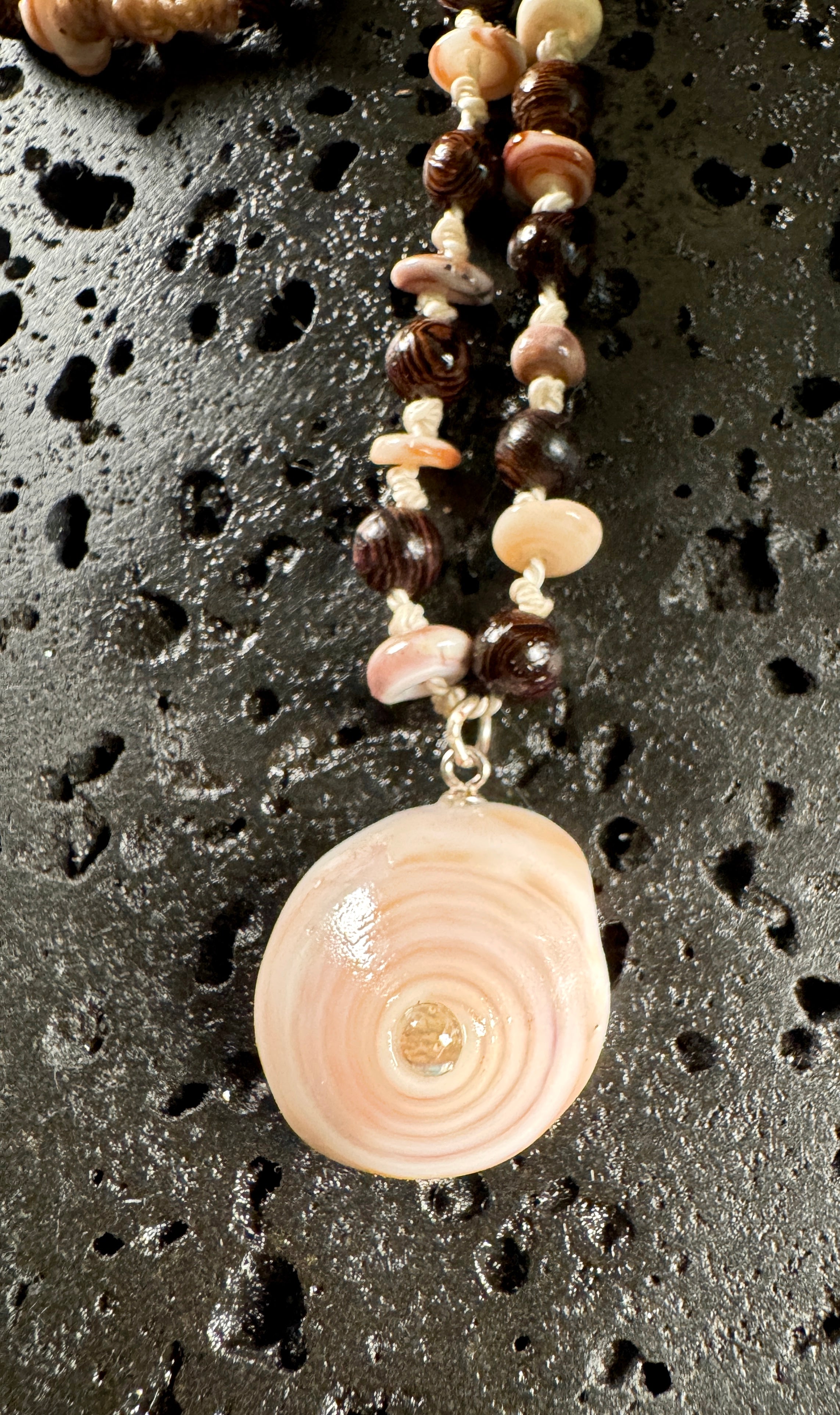 Mālā-like loves Moonstone Pu·ka /ˈpo͞okə