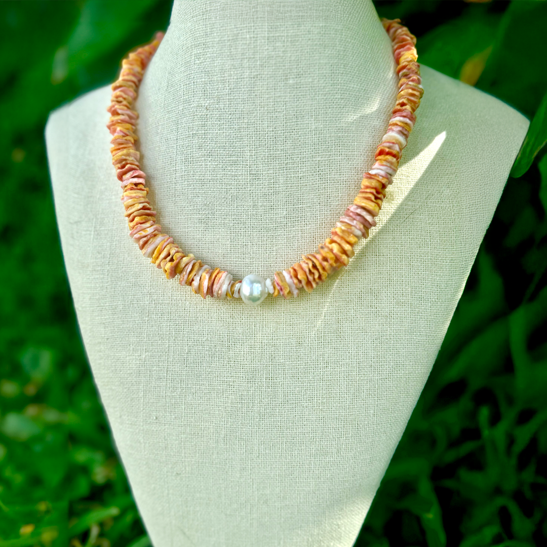 Sunrise "puka kai" and Moonrise "hōkū lā" Shells