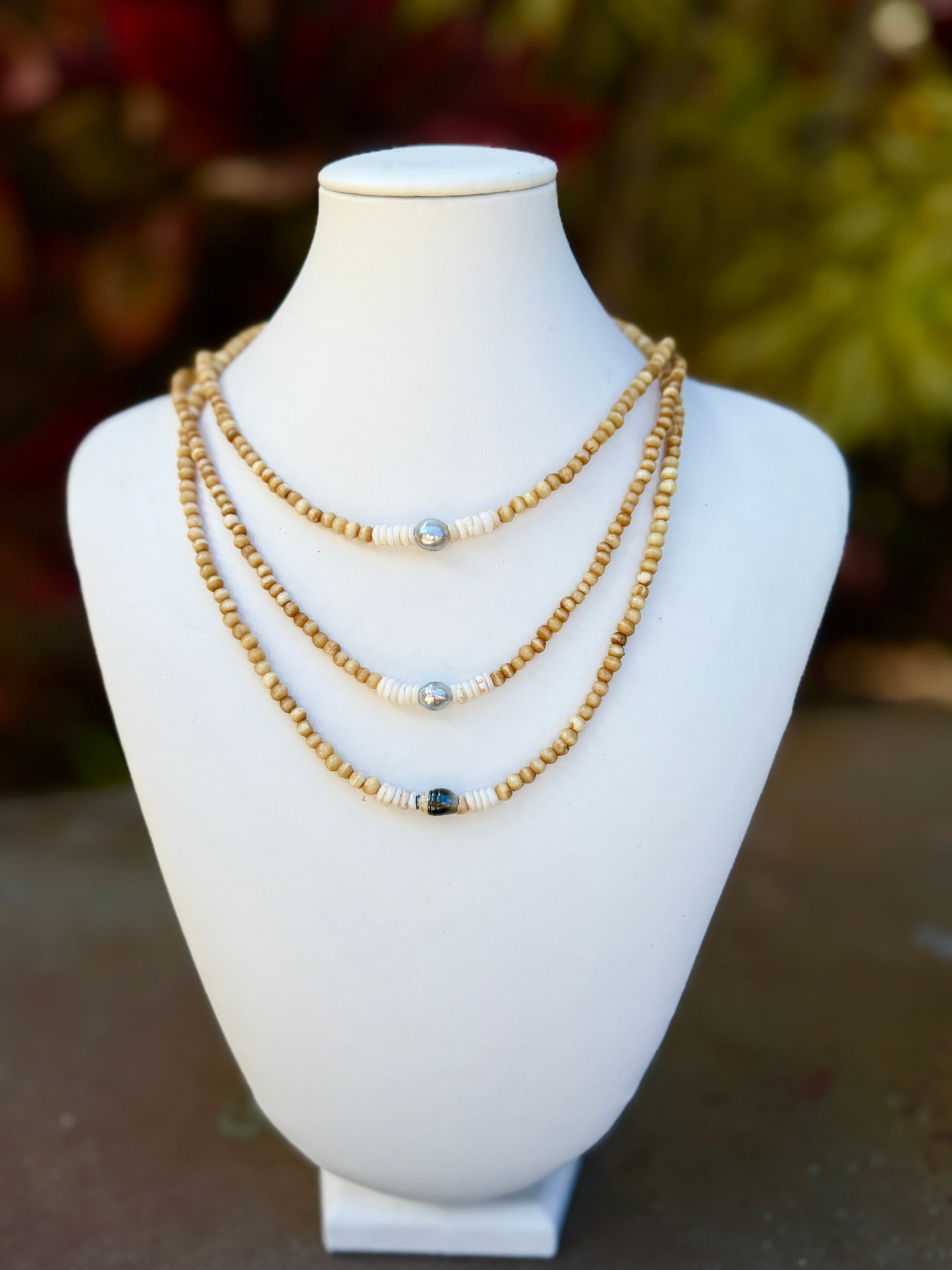"All about Blondes" Necklace