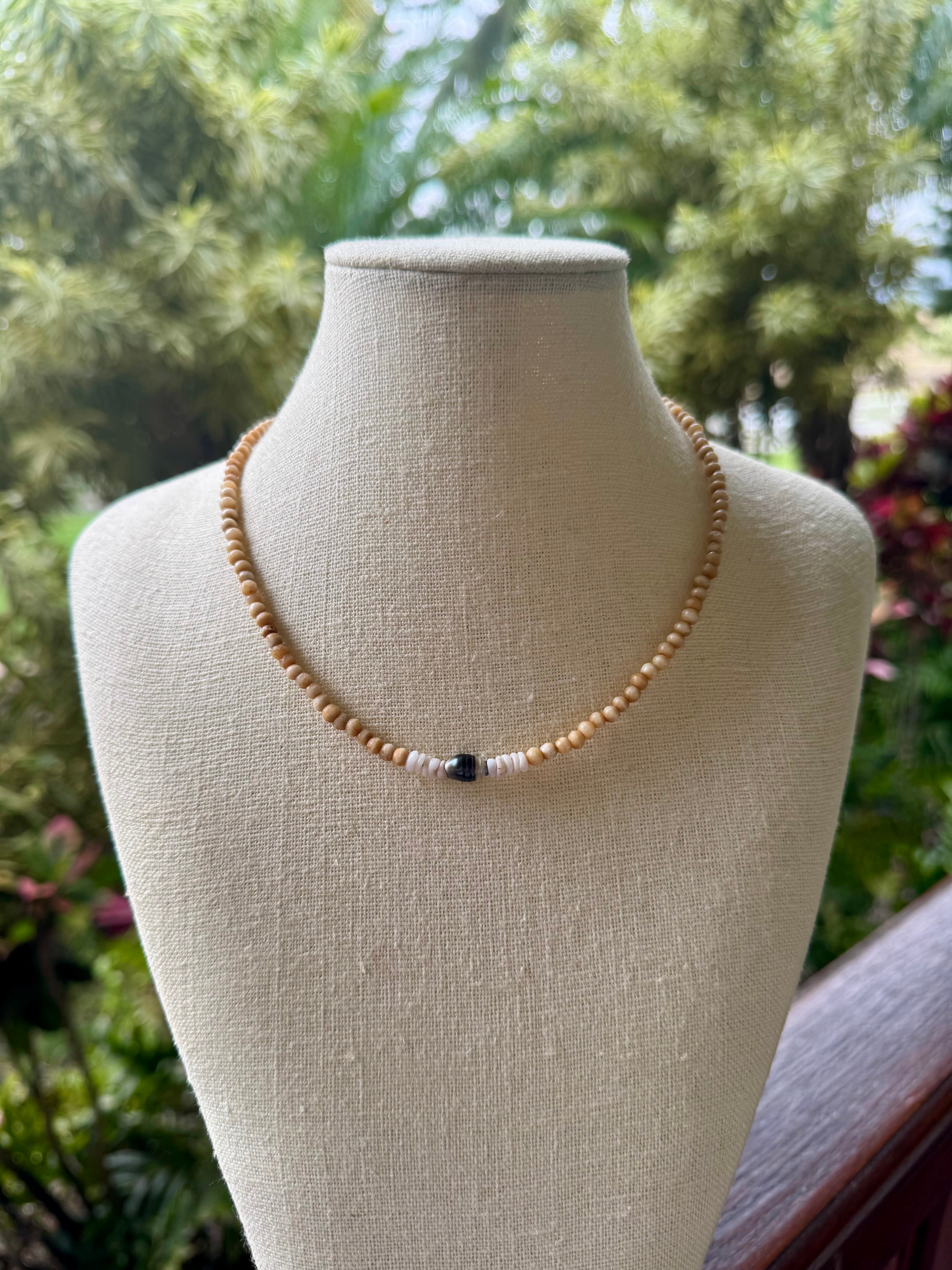 Blonde Bone Bead Lei with Keshi pearl and Pu·ka /ˈpo͞okə