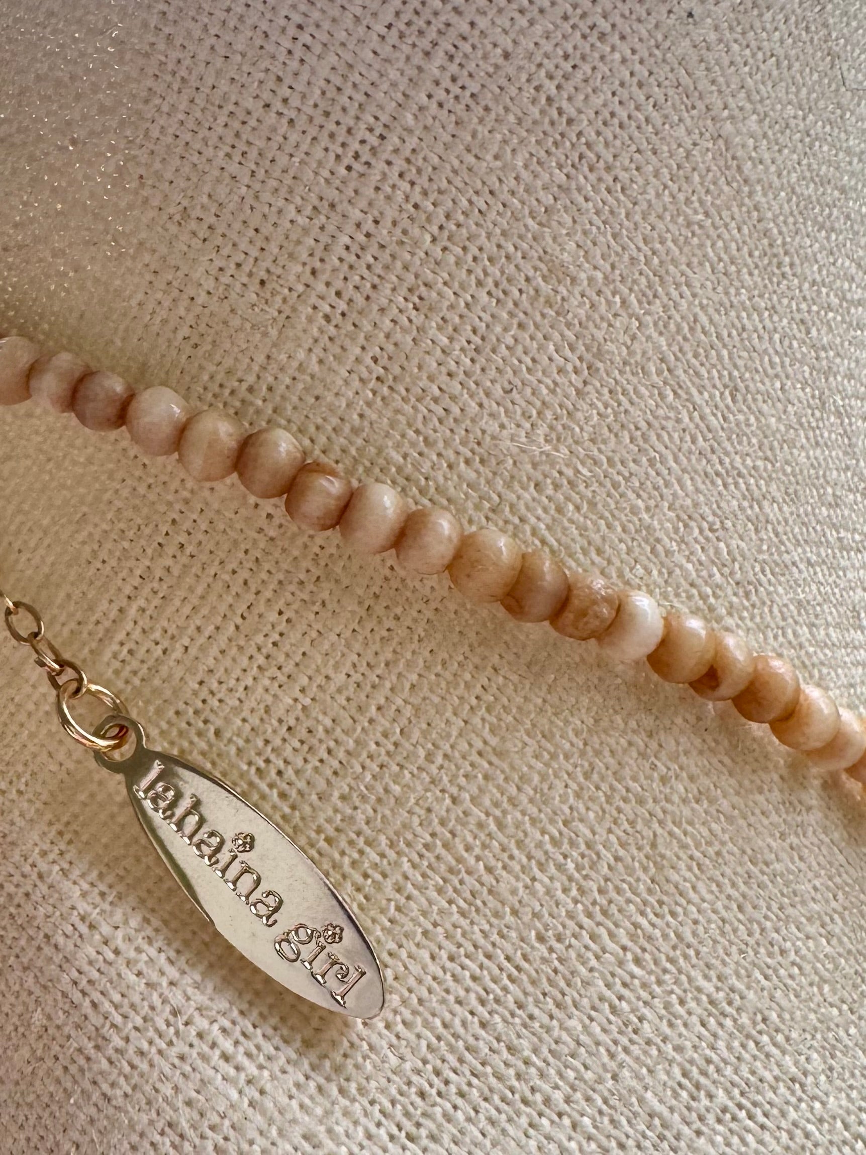 Blonde Bone Bead Lei with Keshi pearl and Pu·ka /ˈpo͞okə
